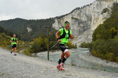 Heidi (und Annelies), Versam Station